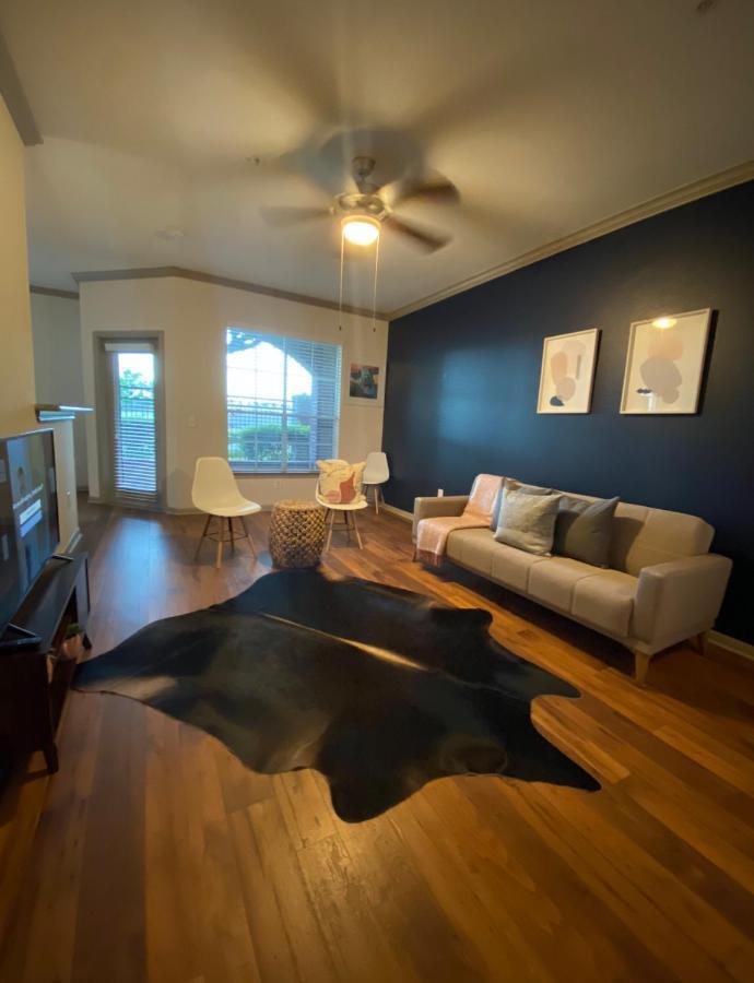 Bright & Modern Galleria Suite! 5 Star Location, Self Check In & Free Parking Houston Zewnętrze zdjęcie